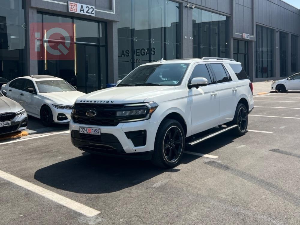 https://cdn.iqcars.ioac3b4008-10e4-4095-88a5-85a119504617_0.jpg